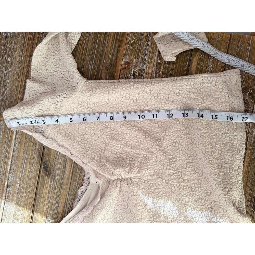No Boundaries Lace V-Neck Crop Top with Long Sleeves Boho Beige Womens Small - Picture 8 of 10
